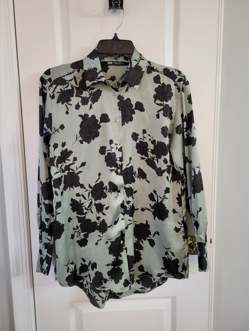 Zara Satin Effect Oversized Floral Print Button Down Blouse Sage Green Black XS